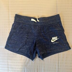 Nike youth L athletic shorts